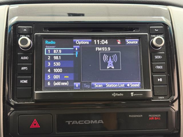 Used 2015 Toyota Tacoma PreRunner w/ SR5 Package RWD image 16