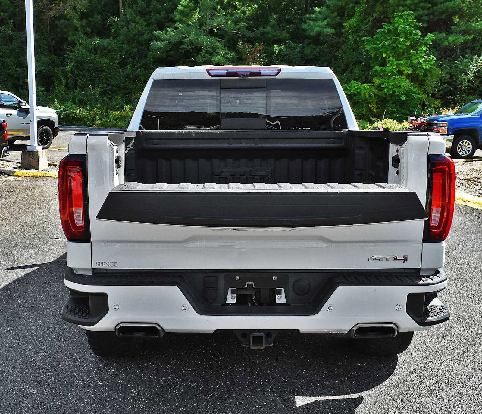 Used 2021 GMC Sierra 1500 AT4 w/ AT4 Premium Package image 8