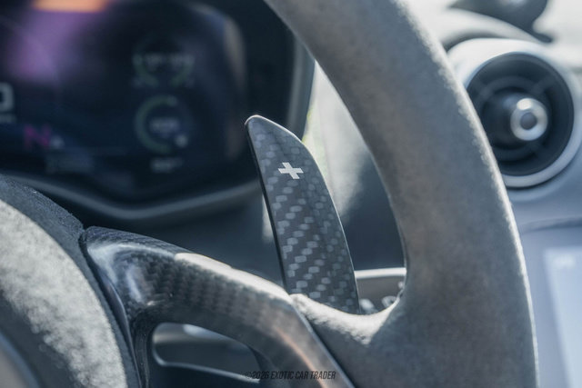 Used 2018 McLaren 570S Spider image 28
