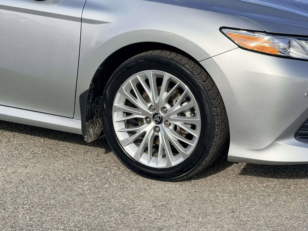 Certified 2018 Toyota Camry XLE image 25