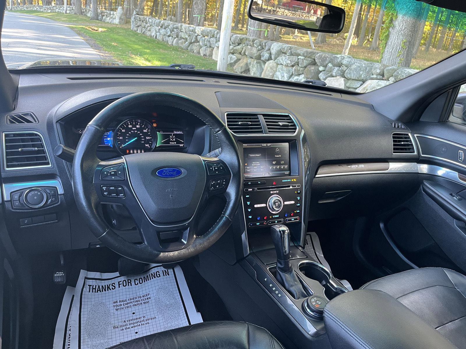 Used 2016 Ford Explorer Limited image 10