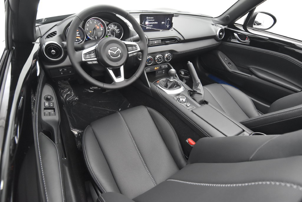 New 2026 MAZDA MX-5 Miata Grand Touring w/ Weather Package RWD image 31
