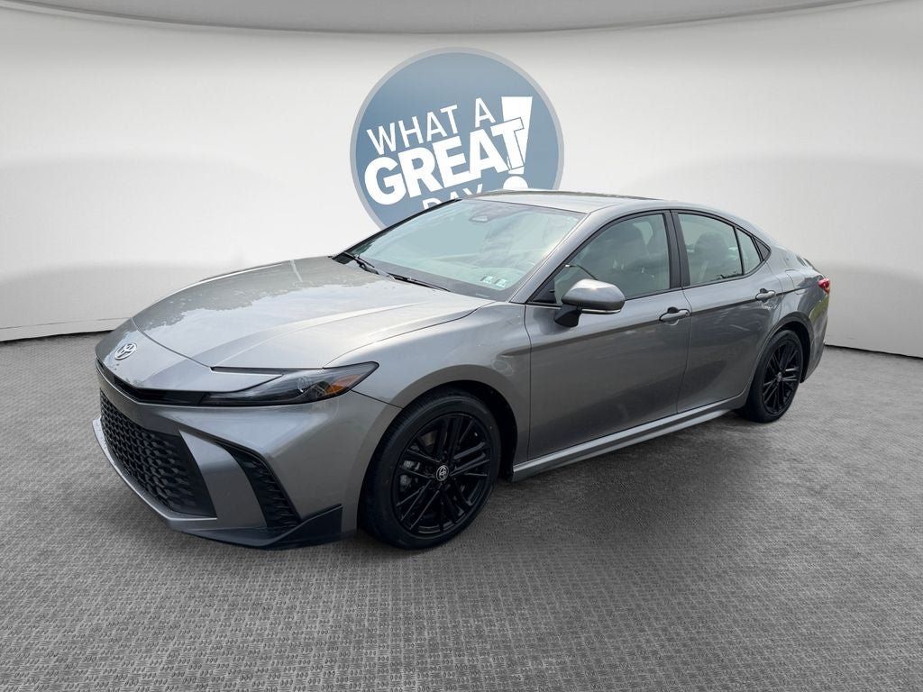 Certified 2025 Toyota Camry SE FWD image 8