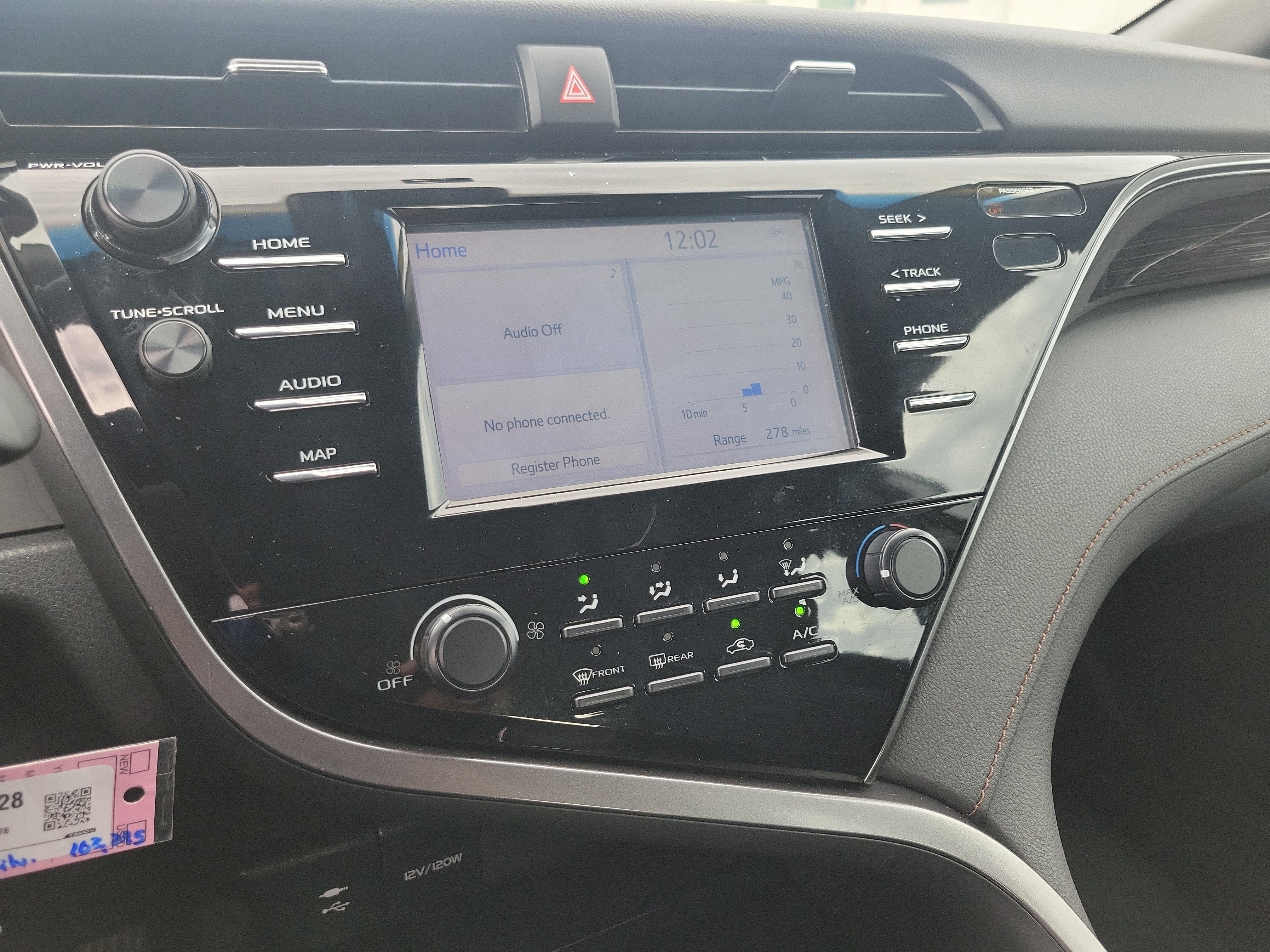 Certified 2019 Toyota Camry LE FWD image 17