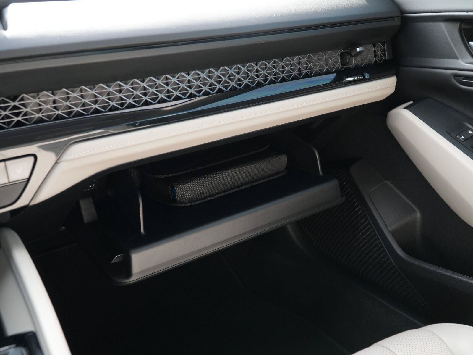 Used 2024 Honda Accord EX-L image 29