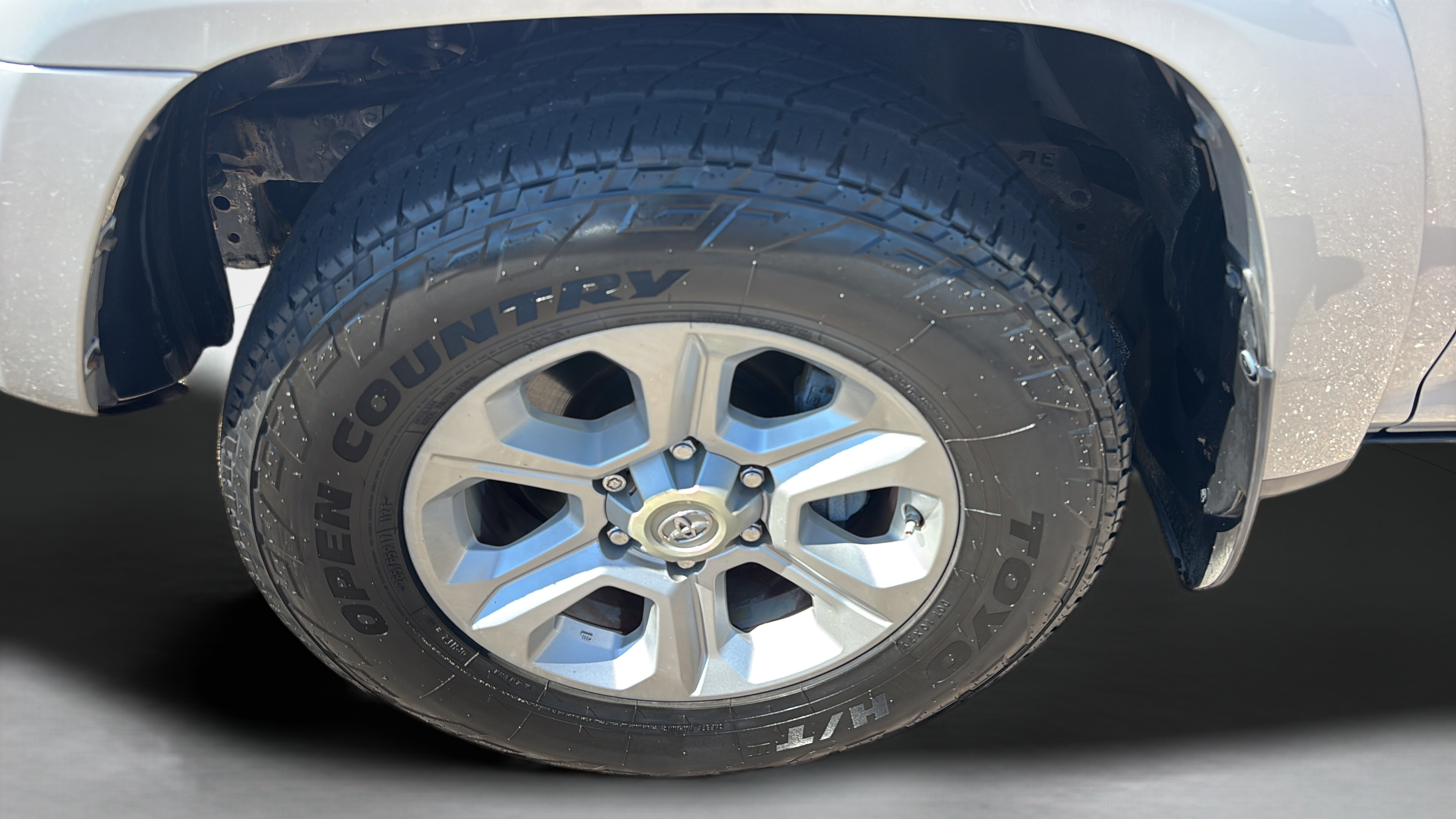 Used 2015 Toyota 4Runner SR5 RWD image 34