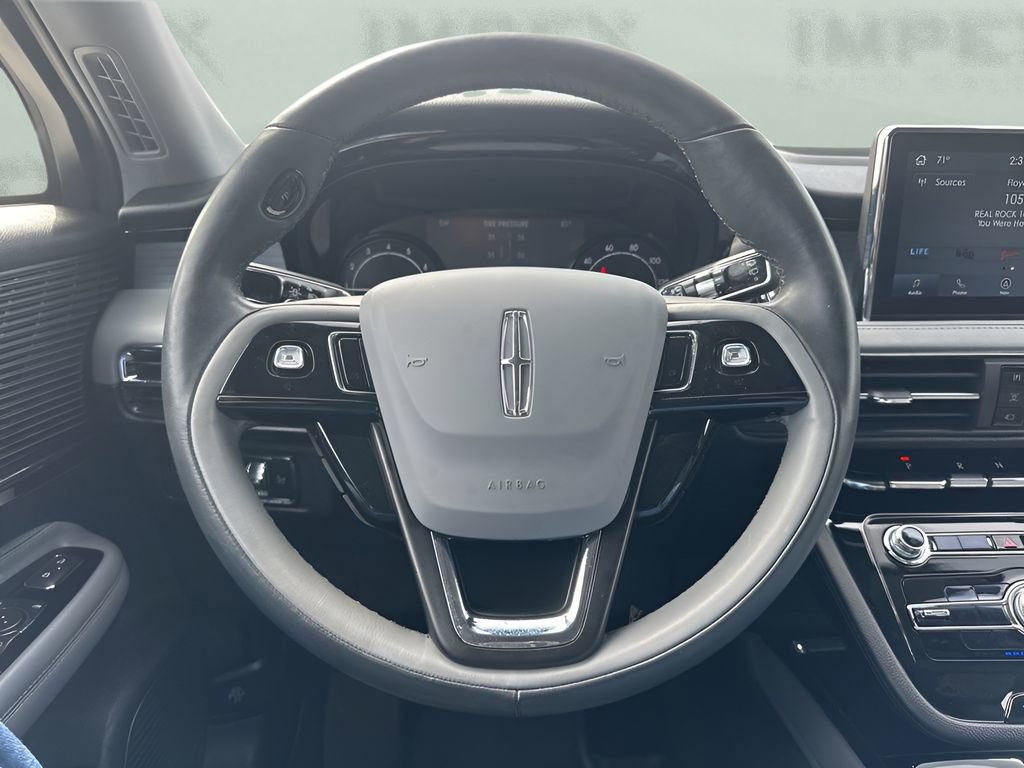 Used 2022 Lincoln Corsair AWD w/ Premium Package image 13