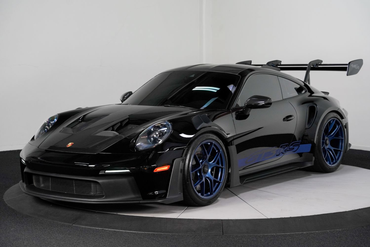 Used 2025 Porsche 911 GT3 RS w/ Weissach Package RWD image 5