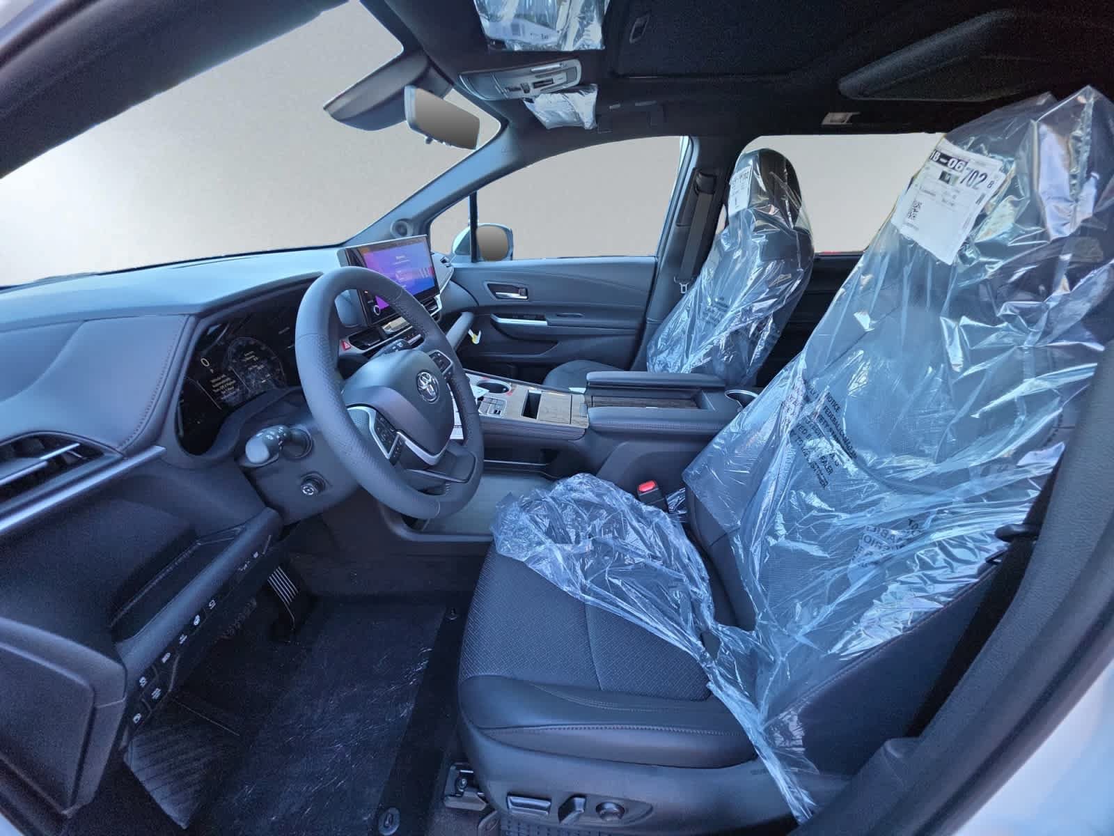 New 2026 Toyota Sienna Platinum AWD/4WD image 14