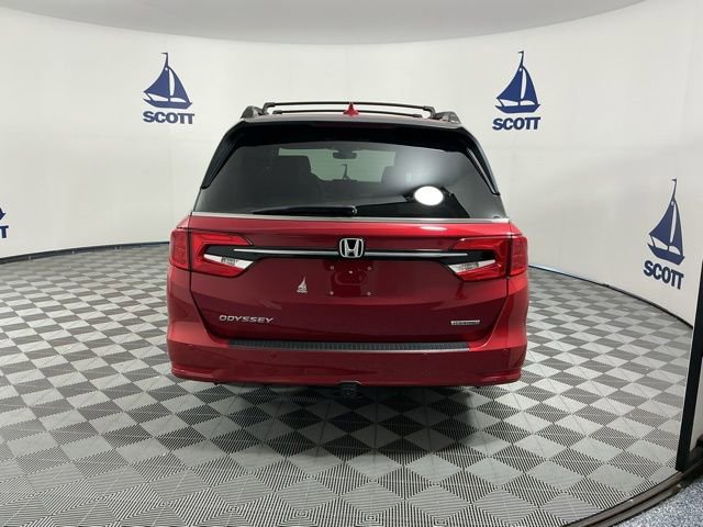 Used 2024 Honda Odyssey Touring image 5