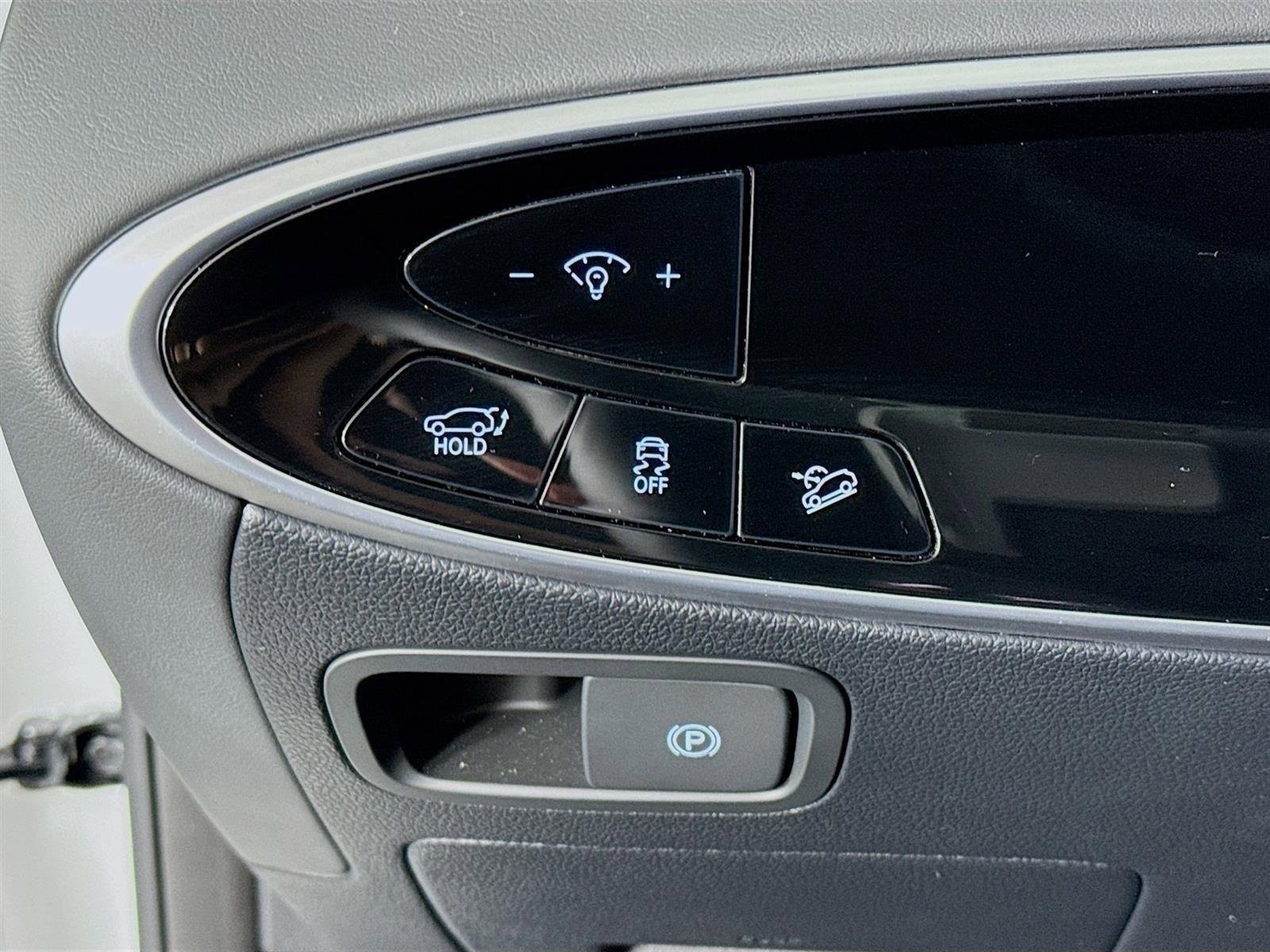 Certified 2026 Genesis GV70 2.5T image 10