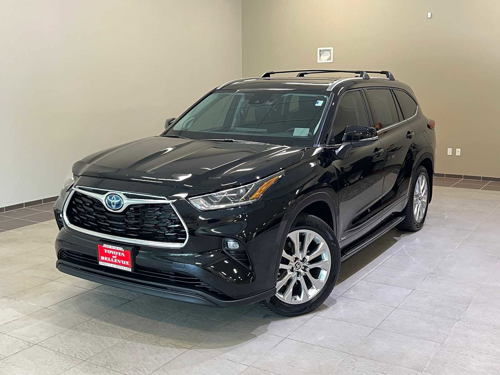 Used 2023 Toyota Highlander Limited