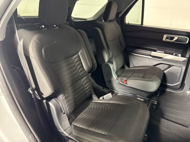 Used 2021 Ford Explorer XLT AWD/4WD image 32