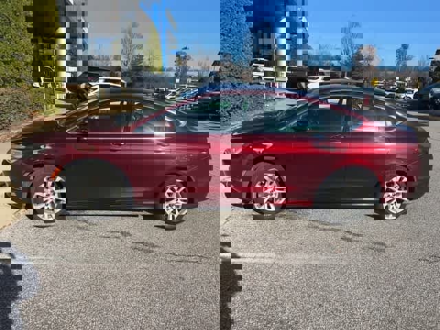 Used 2015 Chrysler 200 Limited image 27