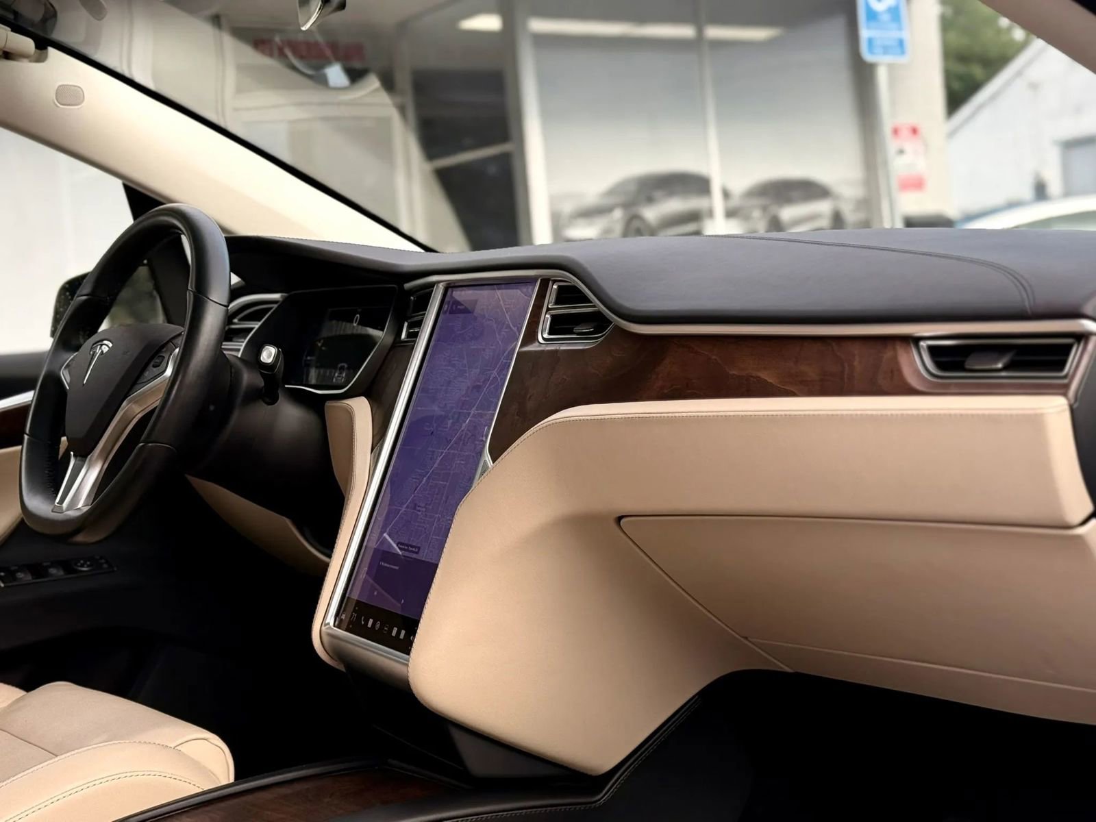 Used 2016 Tesla Model X 90D image 10