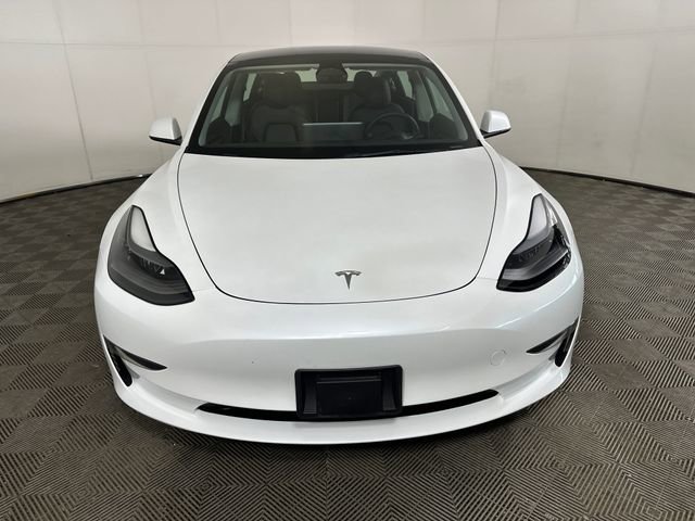 Used 2023 Tesla Model 3 Standard Range image 8