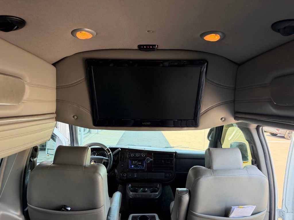 Used 2011 Chevrolet Express 3500 LT w/ LT Preferred Equipment Group RWD image 21