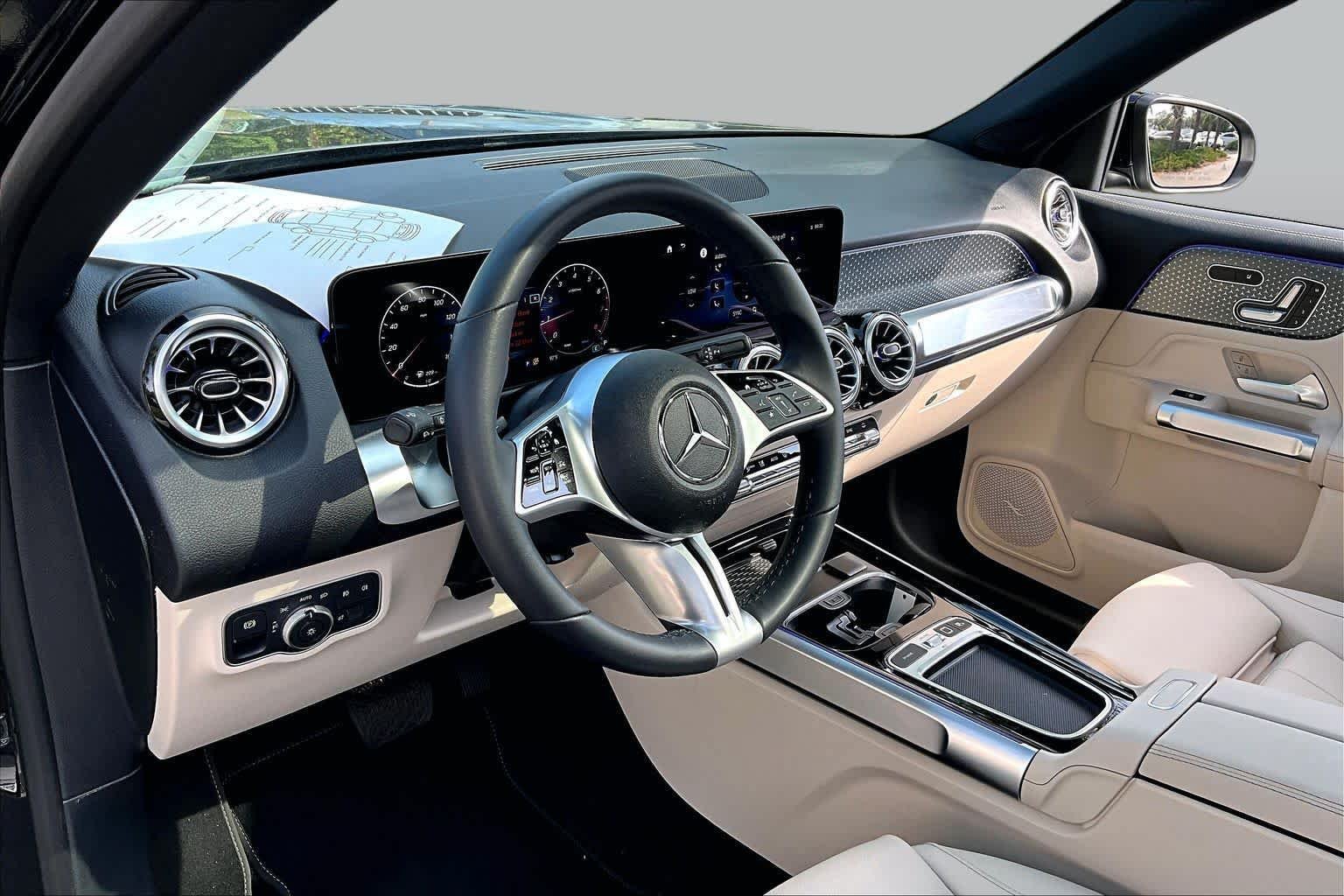 Used 2026 Mercedes-Benz GLB 250 image 18
