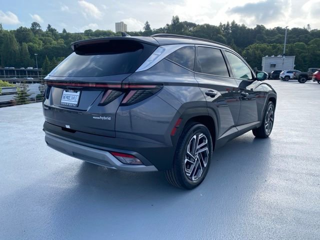 Used 2025 Hyundai Tucson Limited AWD/4WD image 8