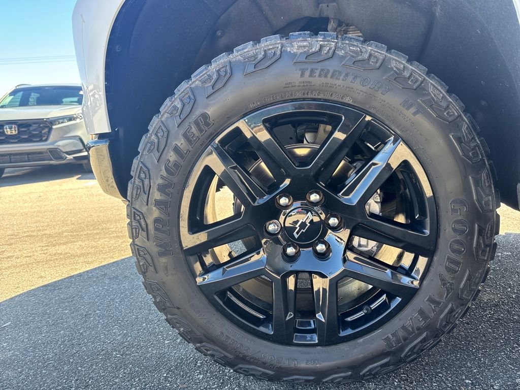 Used 2024 Chevrolet Silverado 1500 Custom Trail Boss image 28