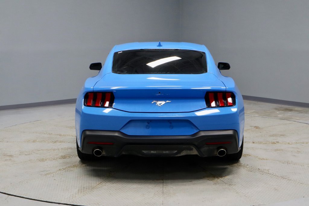 Used 2025 Ford Mustang EcoBoost image 11