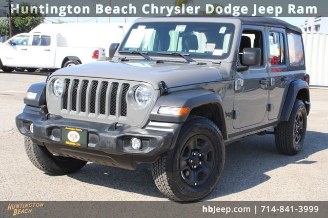 Used 2023 Jeep Wrangler Sport image 9