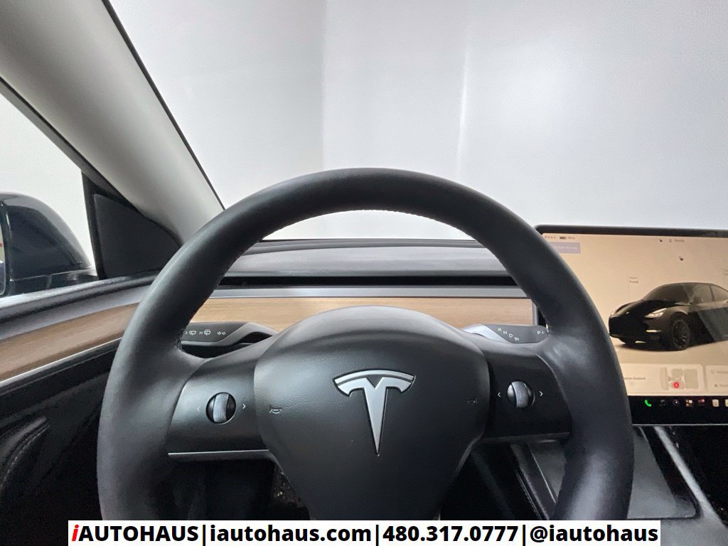 Used 2023 Tesla Model Y Performance AWD/4WD image 29