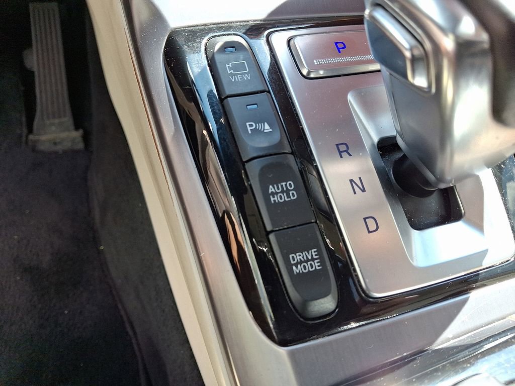 Used 2019 Genesis G90 5.0 Ultimate image 19