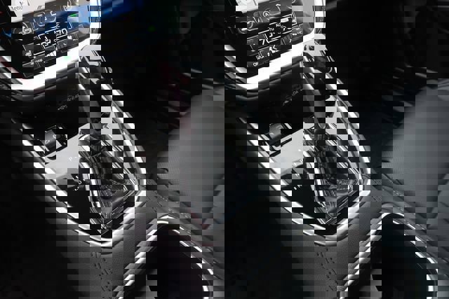 Certified 2025 Subaru Outback Limited w/ Popular Package #2 image 27