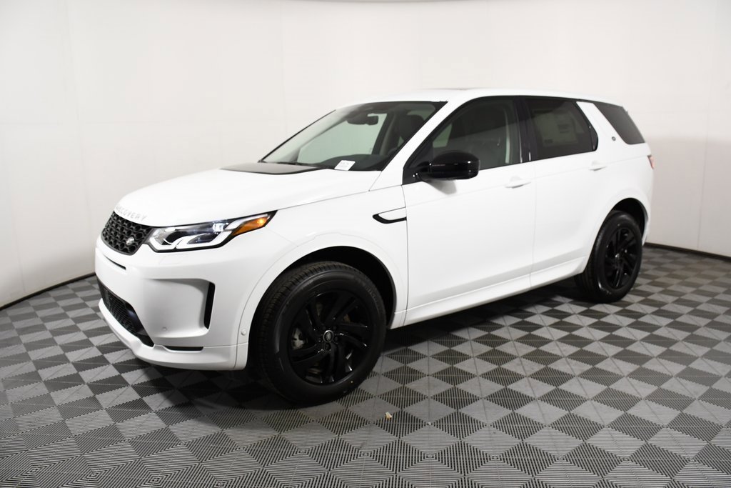 Used 2025 Land Rover Discovery Sport S image 2