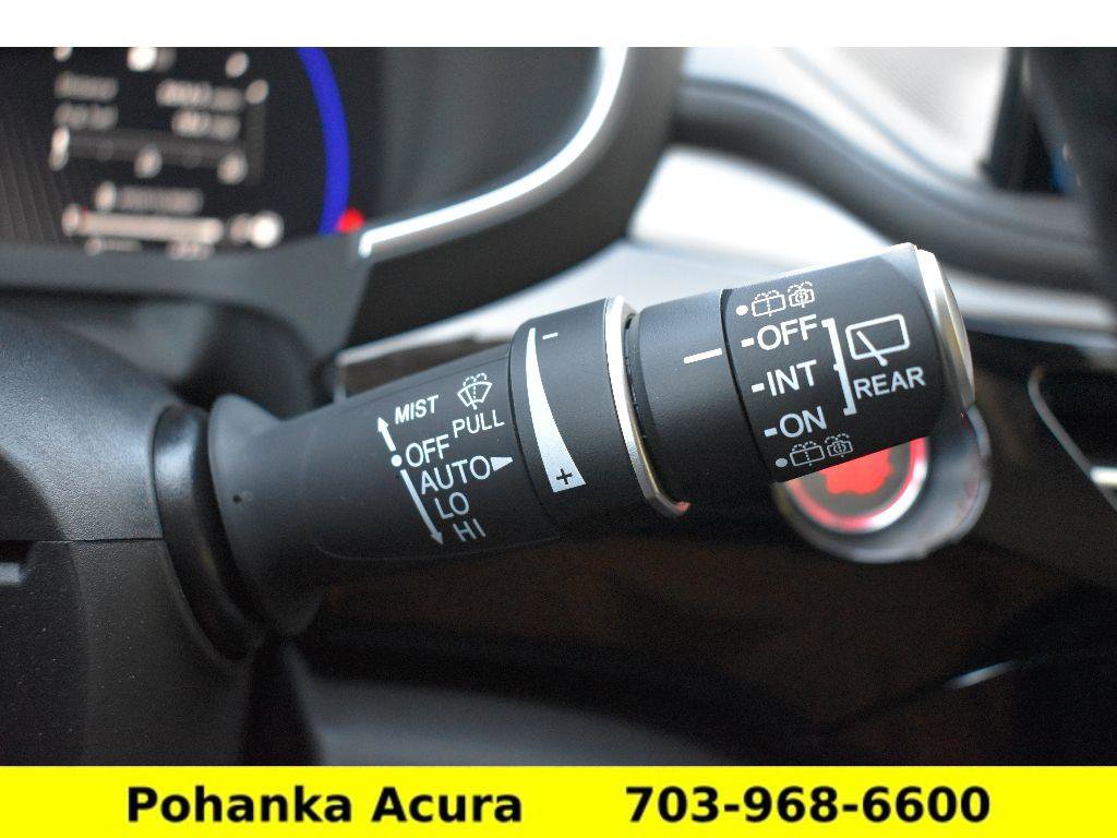 Certified 2025 Acura MDX FWD w/ Technology Package image 11