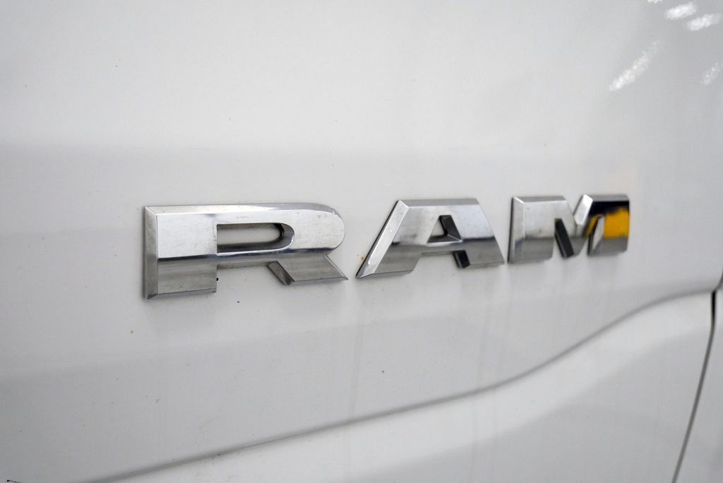 Used 2022 RAM 1500 Big Horn AWD/4WD image 9