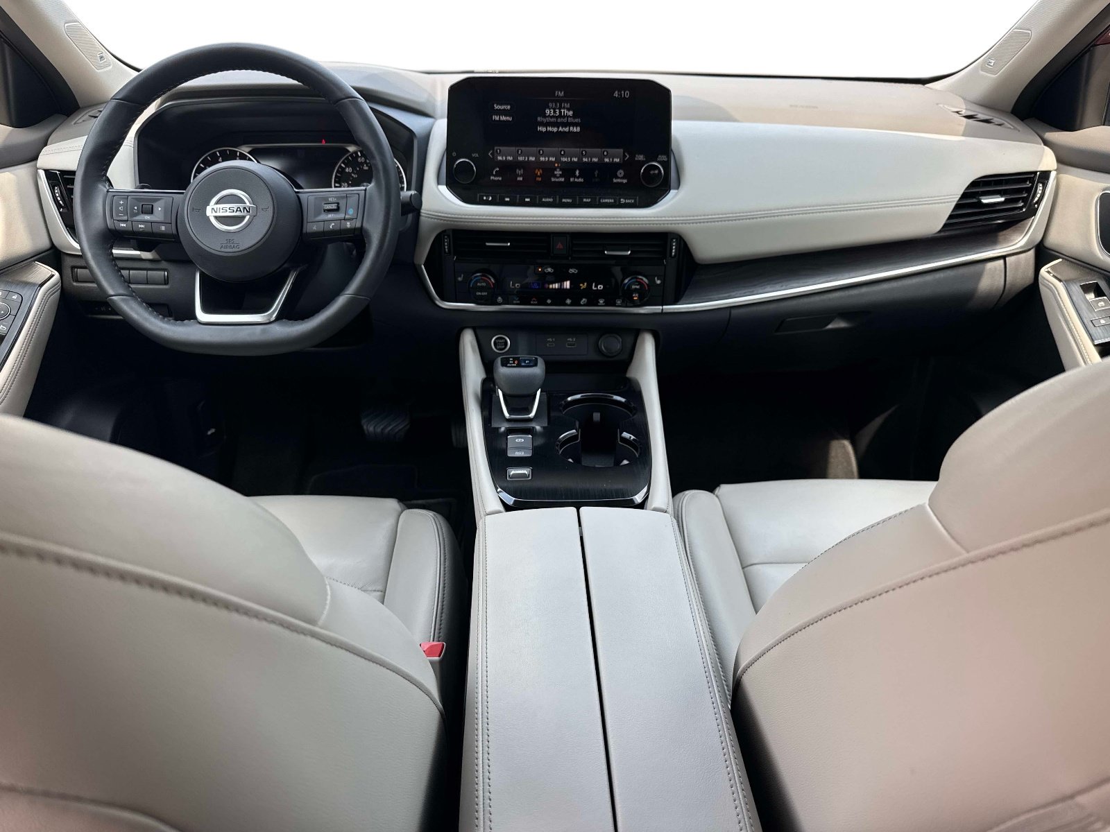 Used 2021 Nissan Rogue SL w/ Premium Package FWD image 16