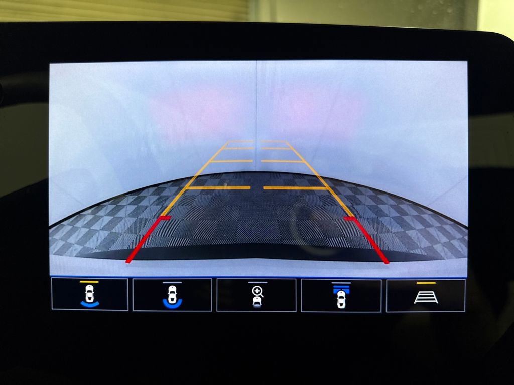 Used 2023 Chevrolet Corvette Stingray Premium Conv w/ Z51 Performance Package image 20