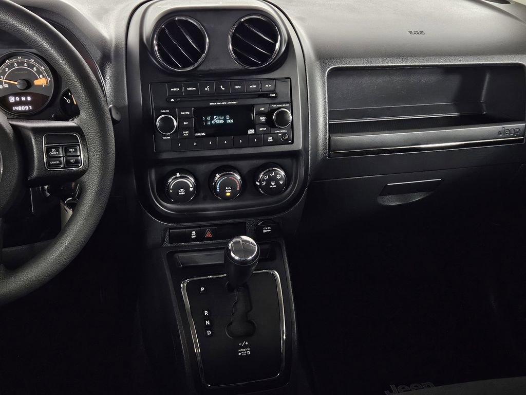 Used 2017 Jeep Patriot Sport w/ Power Value Group FWD image 9