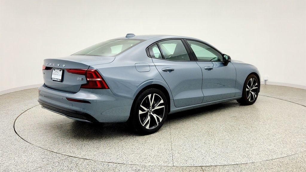 Used 2023 Volvo S60 B5 Core AWD/4WD image 5