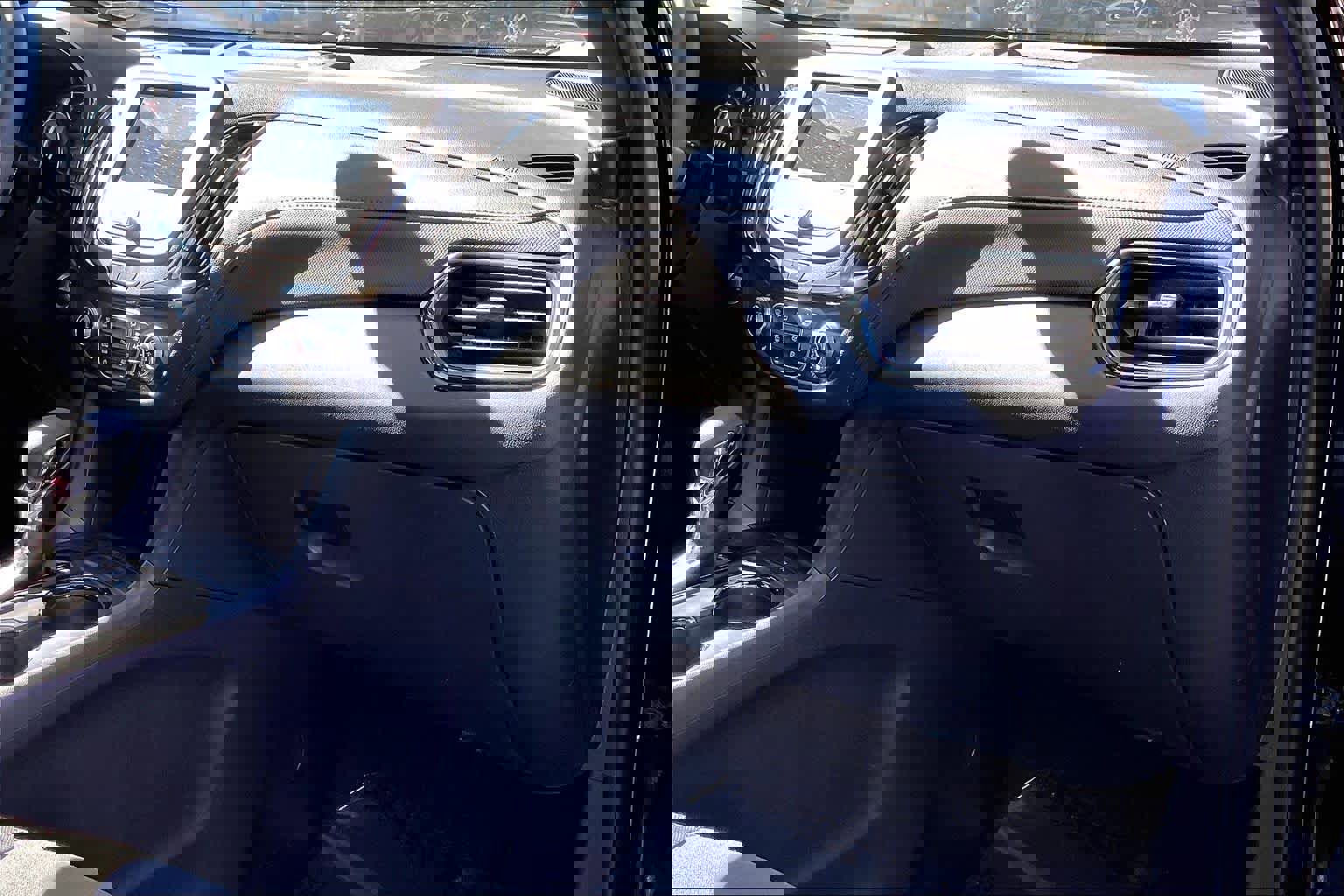 Used 2023 Chevrolet Equinox RS image 16