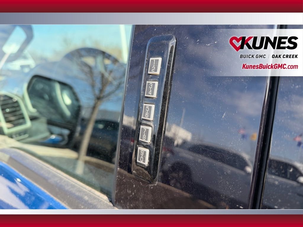 Used 2019 Ford F150 Lariat w/ Equipment Group 502A Luxury image 9