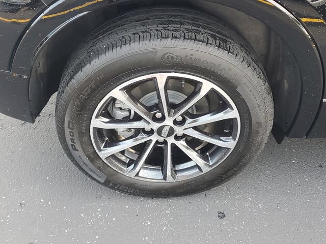 Certified 2024 Cadillac XT4 Sport AWD/4WD image 6
