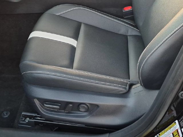 Used 2026 Toyota Camry SE FWD image 14