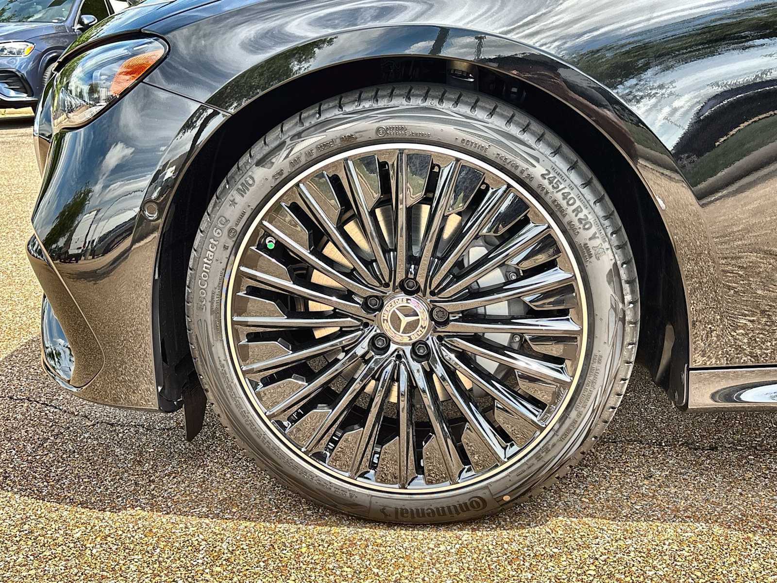 New 2026 Mercedes-Benz E 350 4MATIC Sedan image 14