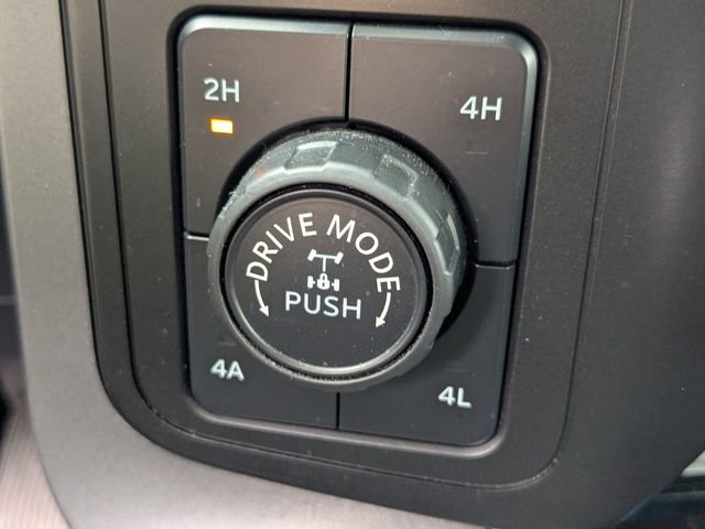 Used 2021 Ford F150 Lariat w/ Trailer Tow Package image 28