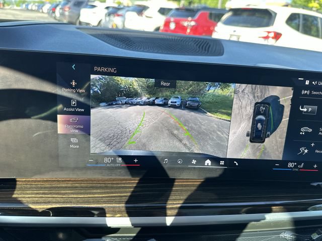 Used 2025 BMW X7 xDrive40i AWD/4WD image 18