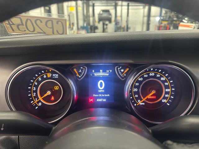 Used 2023 Jeep Gladiator Sport image 23