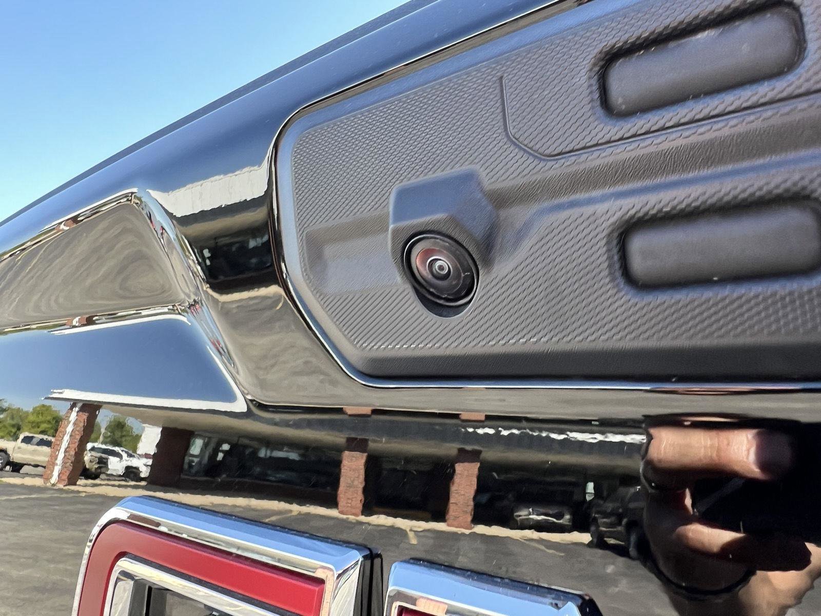 New 2026 GMC Sierra 2500 Denali w/ Denali Reserve Package image 8