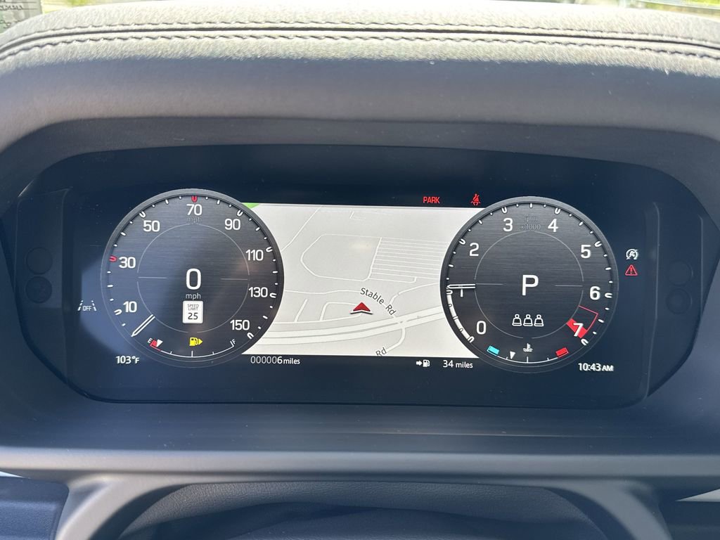 New 2025 Land Rover Defender 90 S image 19