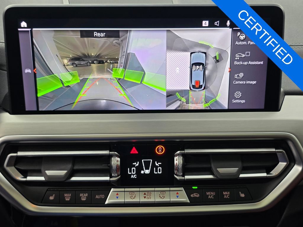 Used 2025 BMW X4 xDrive30i w/ M Sport Package AWD/4WD image 23