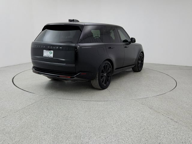 Certified 2023 Land Rover Range Rover SE image 5
