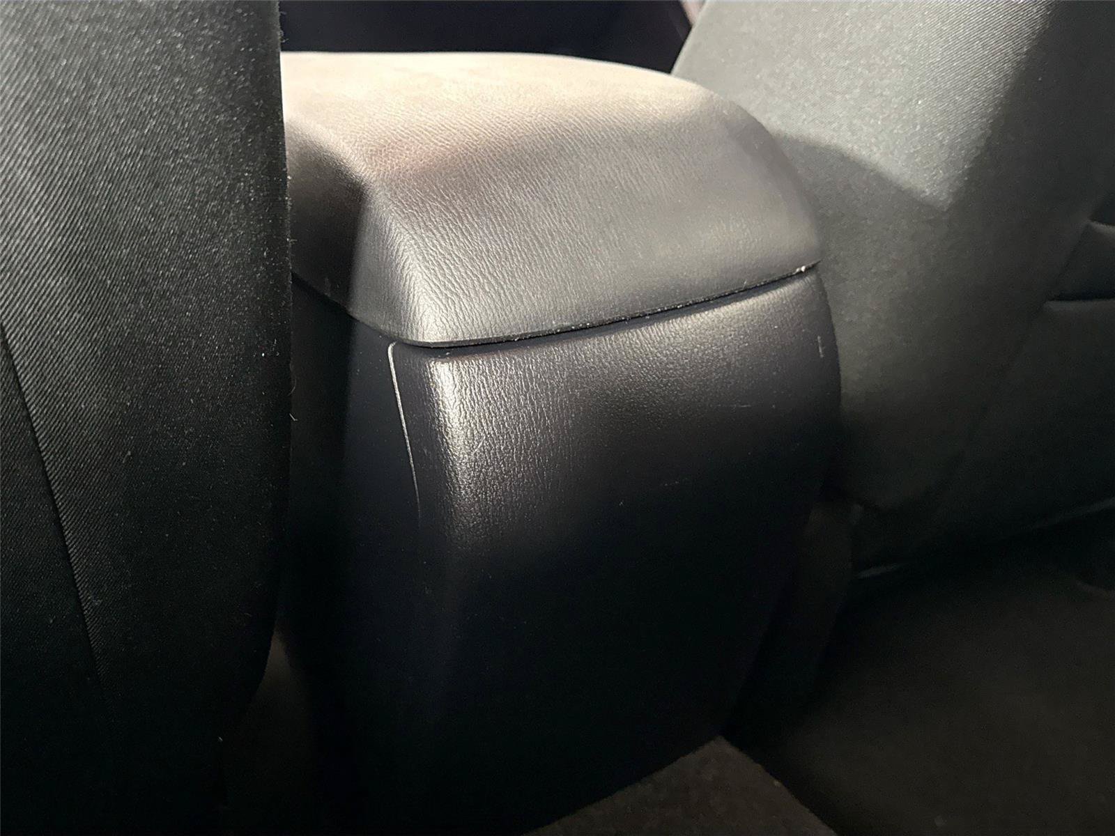 Used 2015 MAZDA MAZDA3 i Sport FWD image 32