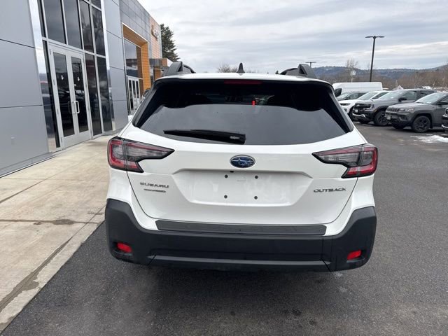 Used 2025 Subaru Outback Premium w/ Popular Package #1A image 5